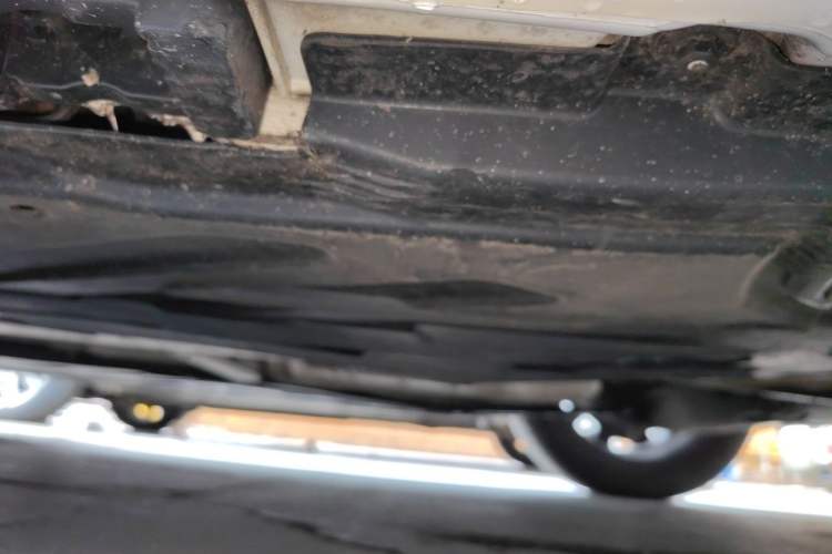 Used Mercedes-Benz C-Class 2016 C 200 L Chassis Rear Left