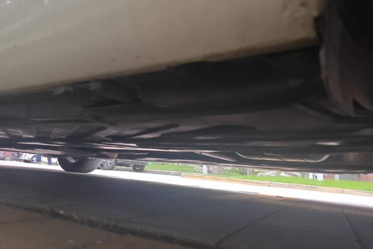 Used Mercedes-Benz C-Class 2016 C 200 L Chassis Rear Left