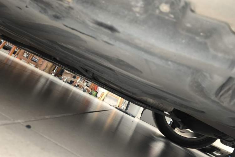 Used Mercedes-Benz C-Class 2016 C 200 L Sport Edition Chassis Rear Left
