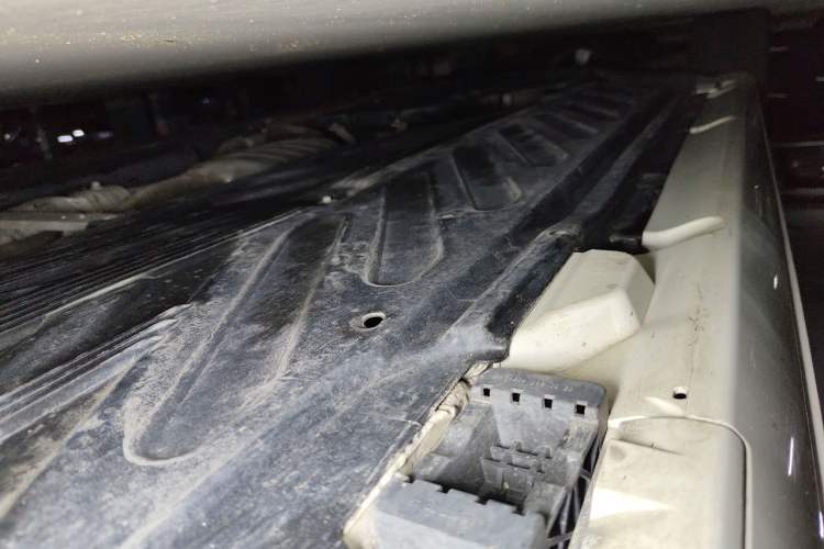 Used Mercedes-Benz C-Class 2016 C 200 Sport Edition Chassis Rear Left