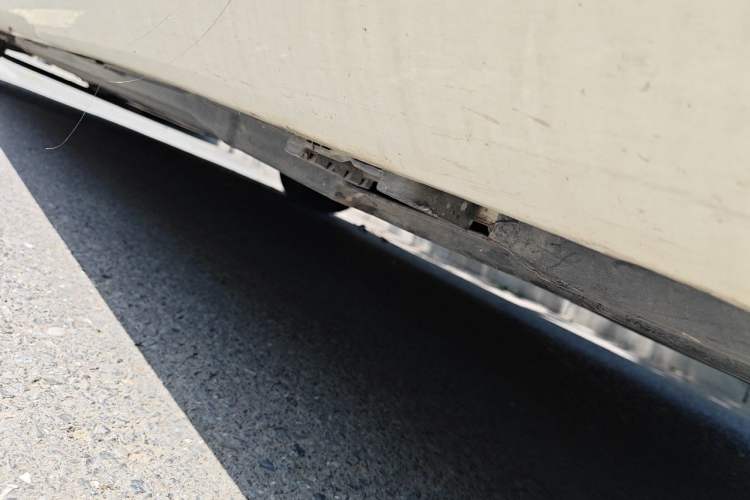 Used Mercedes-Benz C-Class 2016 C 200 L Chassis Rear Left