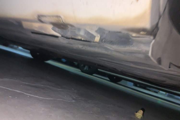 Used Mercedes-Benz C-Class 2016 C 200 Sport Edition Chassis Rear Left