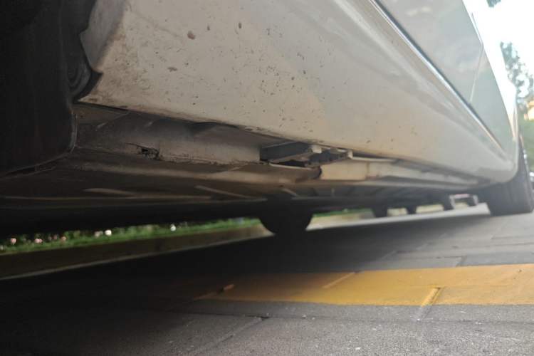 Used Mercedes-Benz C-Class 2016 C 200 L Chassis Rear Right