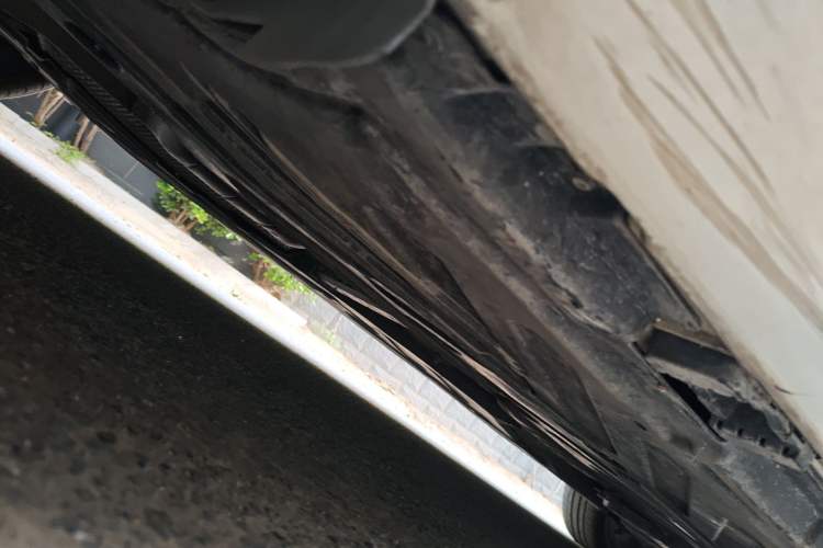 Used Mercedes-Benz C-Class 2016 C 200 L Chassis Rear Right