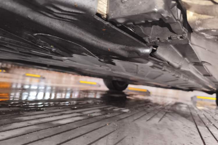 Used Mercedes-Benz C-Class 2016 C 200 L Sport Edition Chassis Rear Right