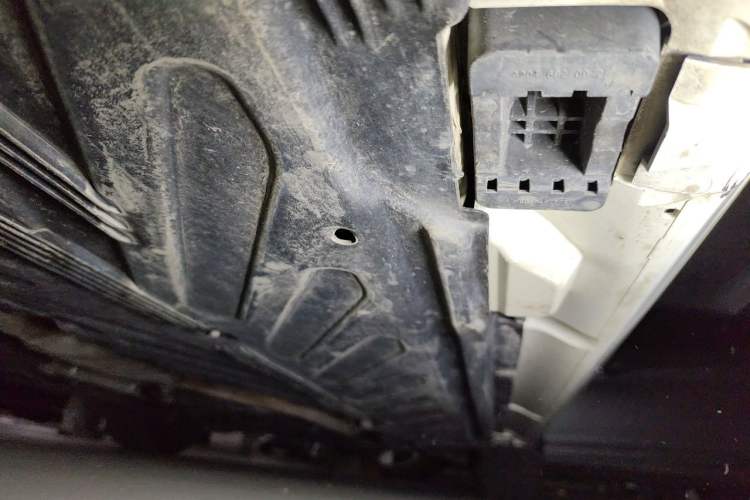 Used Mercedes-Benz C-Class 2016 C 200 Sport Edition Chassis Rear Right