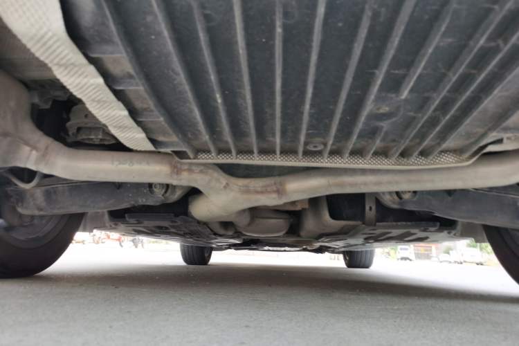 Used Mercedes-Benz C-Class 2016 C 200 L Chassis Rear