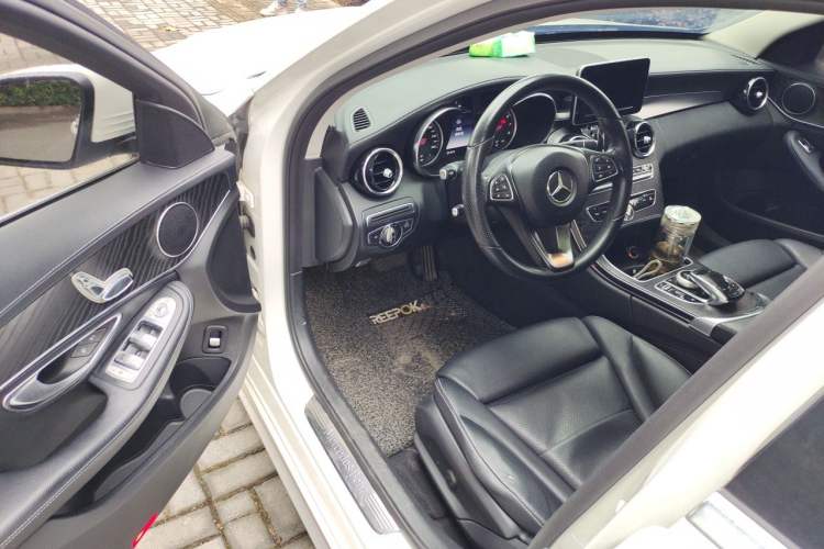 Used Mercedes-Benz C-Class 2016 C 180 L Sport Edition Driver Seat
