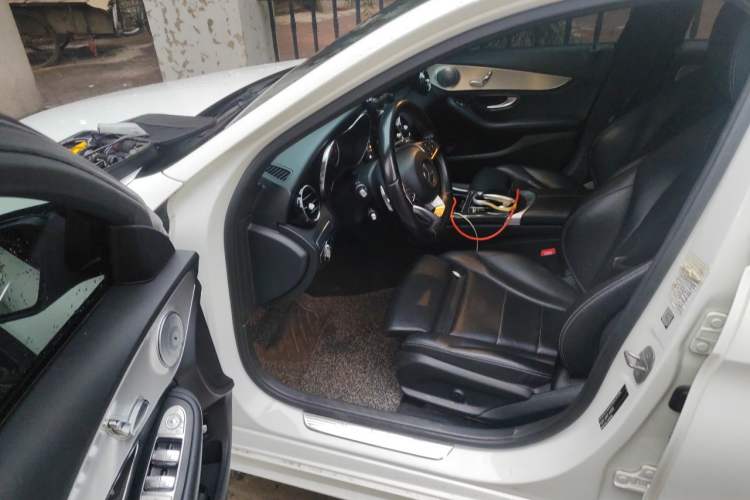 Used Mercedes-Benz C-Class 2016 C 200 Sport Edition Driver Seat