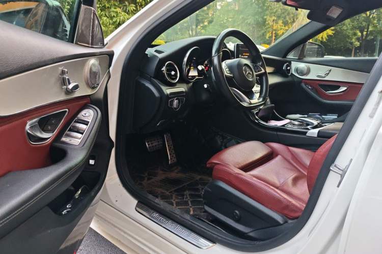 Used Mercedes-Benz C-Class 2016 C 200 Sport Edition Driver Seat