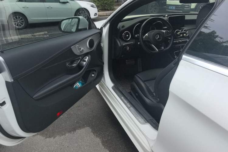 Used Mercedes-Benz C-Class 2016 C 200 Coupe Driver Seat