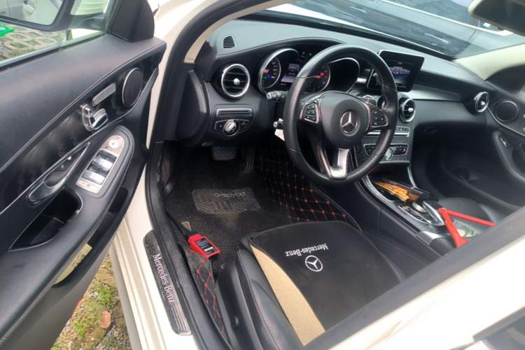 Used Mercedes-Benz C-Class 2016 C 200 L Sport Edition Driver Seat