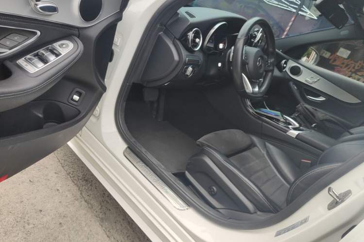Used Mercedes-Benz C-Class 2016 C 200 Sport Edition Driver Seat