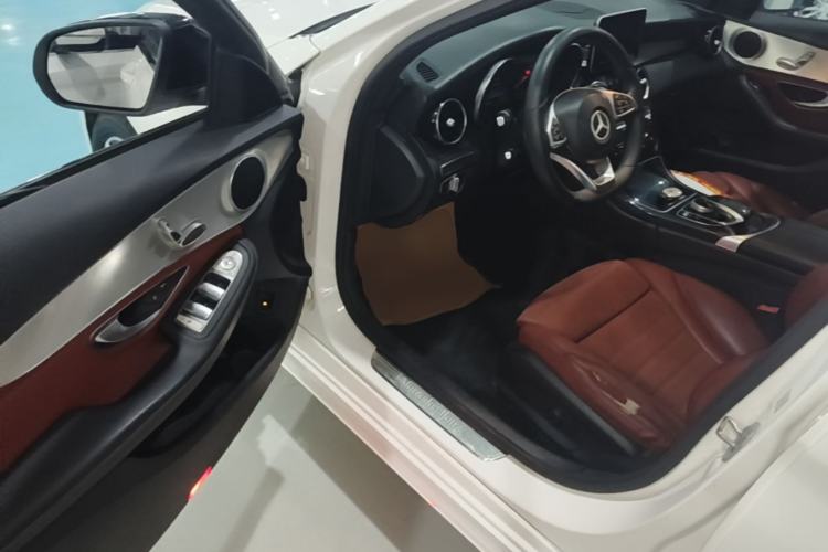 Used Mercedes-Benz C-Class 2016 C 200 Sport Edition Driver Seat