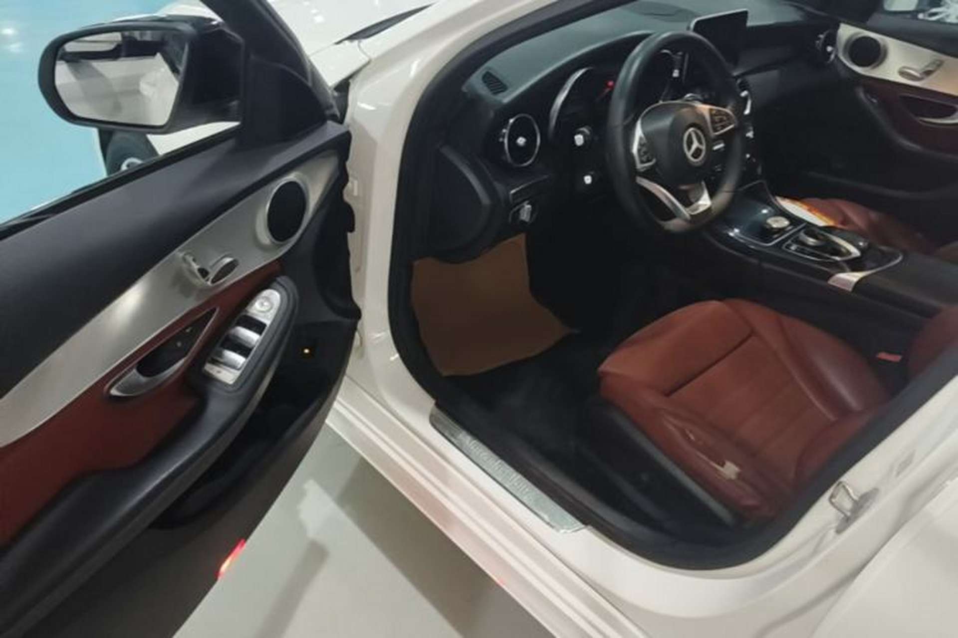 Used Mercedes-Benz C-Class 2016 C 200 Sport Edition Driver Seat