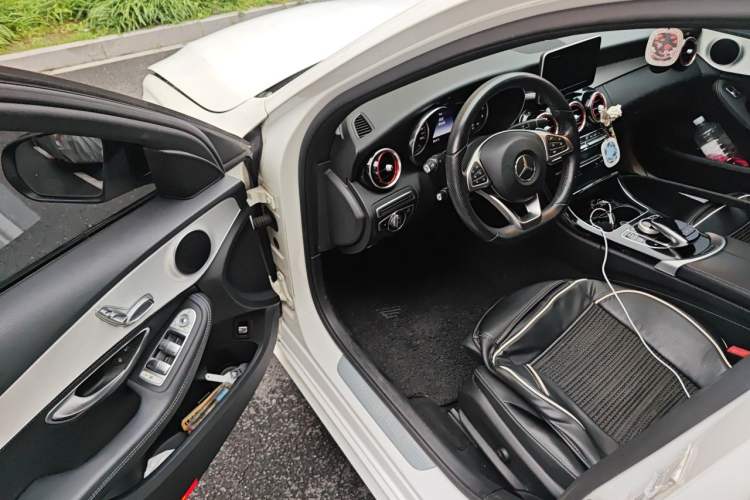 Used Mercedes-Benz C-Class 2016 C 200 Sport Edition Driver Seat