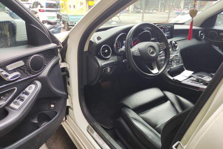 Used Mercedes-Benz C-Class 2016 C 200 L Sport Edition Driver Seat