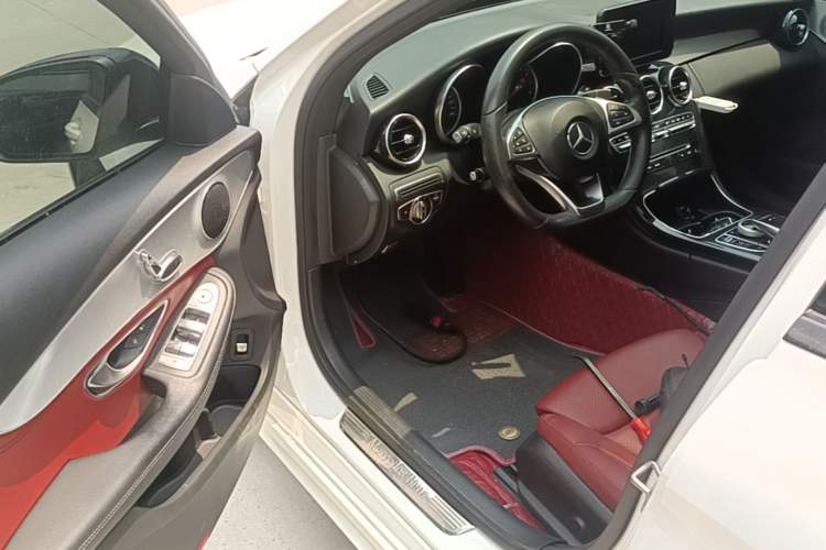 Used Mercedes-Benz C-Class 2016 C 200 Sport Edition Driver Seat