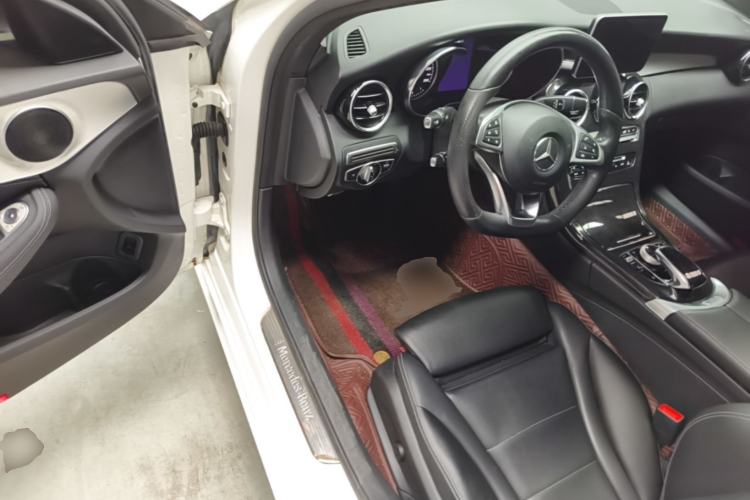 Used Mercedes-Benz C-Class 2016 C 200 Sport Edition Driver Seat