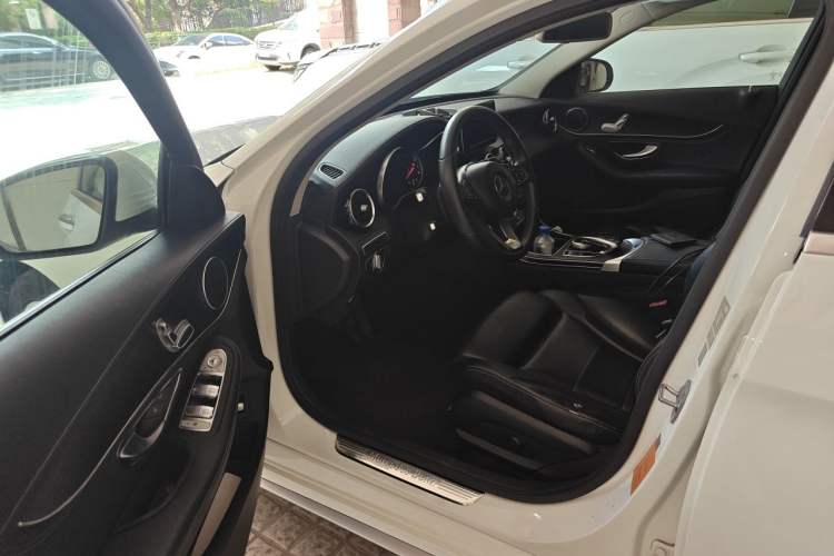 Used Mercedes-Benz C-Class 2016 C 180 L Sport Edition Driver Seat