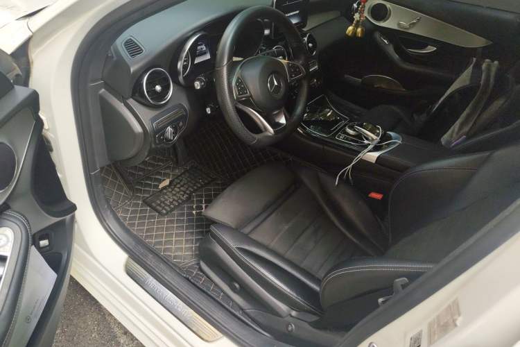 Used Mercedes-Benz C-Class 2016 C 200 Sport Edition Driver Seat