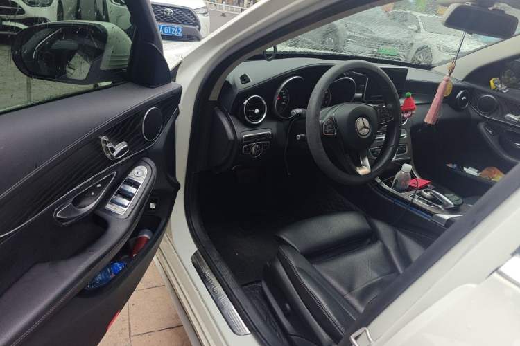 Used Mercedes-Benz C-Class 2016 C 180 L Sport Edition Driver Seat