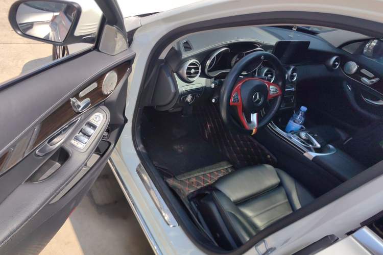 Used Mercedes-Benz C-Class 2016 C 200 L Driver Seat