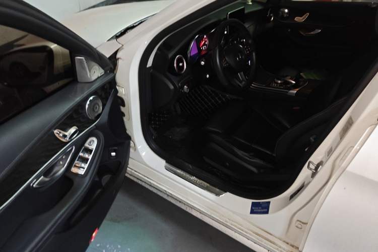 Used Mercedes-Benz C-Class 2016 C 180 L Driver Seat