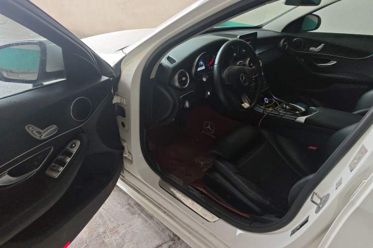 Used Mercedes-Benz C-Class 2016 C 180 Estate Driver Seat