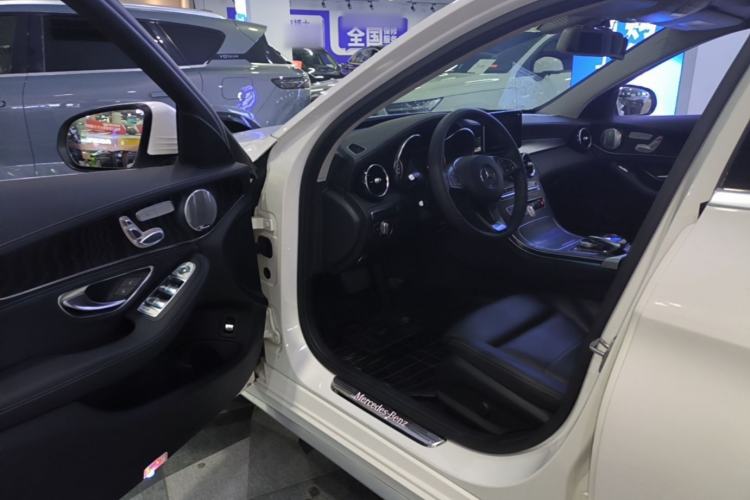 Used Mercedes-Benz C-Class 2016 C 200 L Sport Edition Driver Seat