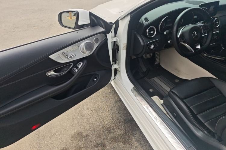 Used Mercedes-Benz C-Class 2016 C 200 Coupe Driver Seat