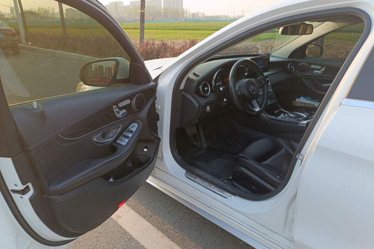 Used Mercedes-Benz C-Class 2016 C 200 L Sport Edition Driver Seat