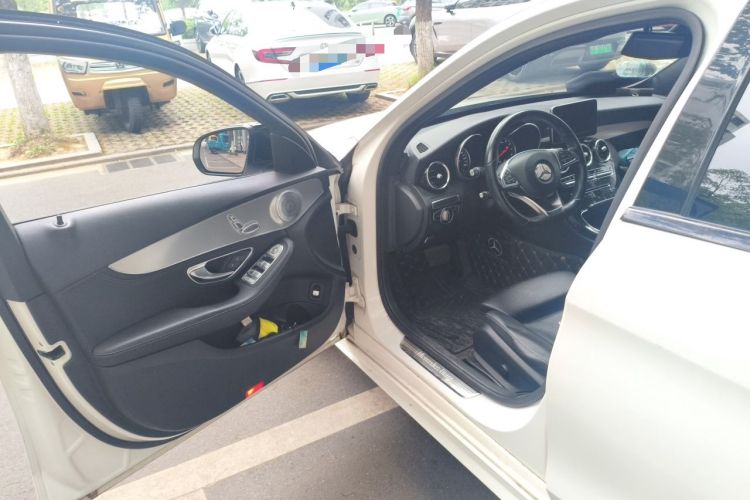Used Mercedes-Benz C-Class 2016 C 200 Sport Edition Driver Seat