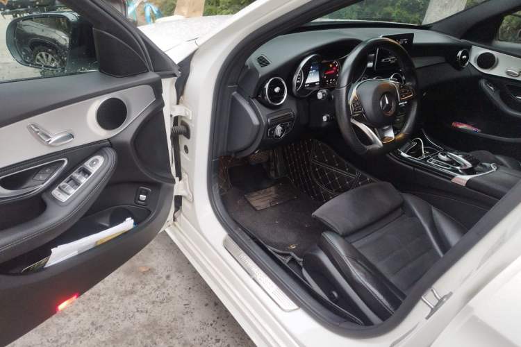 Used Mercedes-Benz C-Class 2016 C 200 Sport Edition Driver Seat