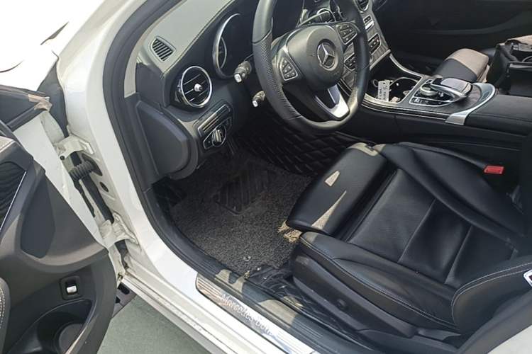 Used Mercedes-Benz C-Class 2016 C 180 L Sport Edition Driver Seat