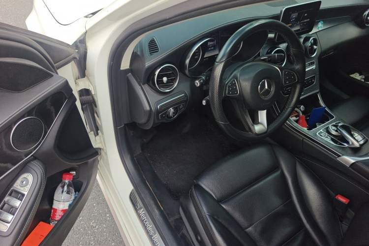 Used Mercedes-Benz C-Class 2016 C 200 L 4MATIC Sport Edition Driver Seat