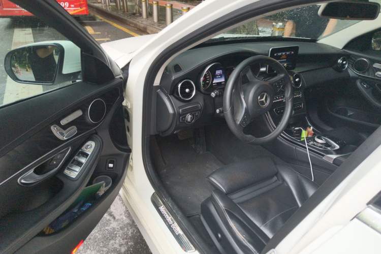Used Mercedes-Benz C-Class 2016 C 200 L Sport Edition Driver Seat