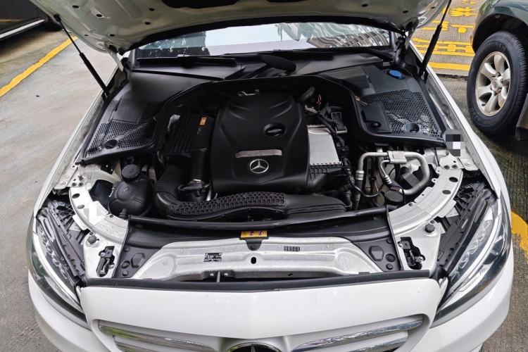 Used Mercedes-Benz C-Class 2016 C 200 L Sport Edition Engine Bay