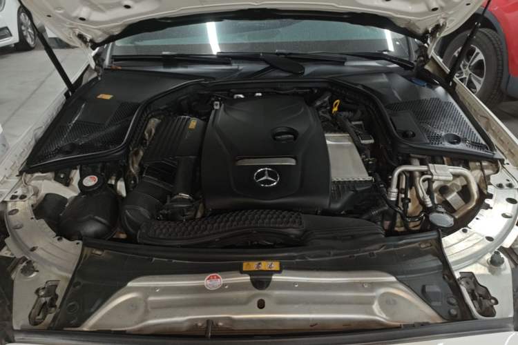 Used Mercedes-Benz C-Class 2016 C 200 L Sport Edition Engine Bay