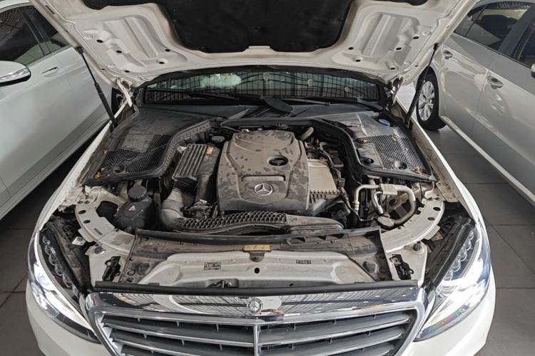 Used Mercedes-Benz C-Class 2016 C 200 L Engine Bay