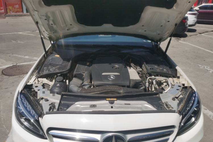 Used Mercedes-Benz C-Class 2016 C 200 L Sport Edition Engine Bay