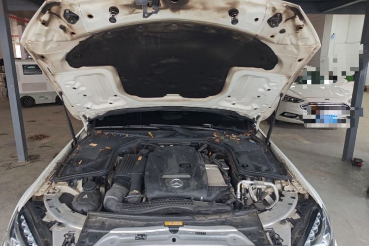 Used Mercedes-Benz C-Class 2016 C 200 L Sport Edition Engine Bay