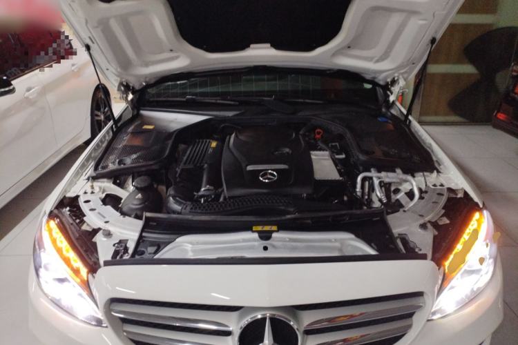 Used Mercedes-Benz C-Class 2016 C 180 Estate Engine Bay