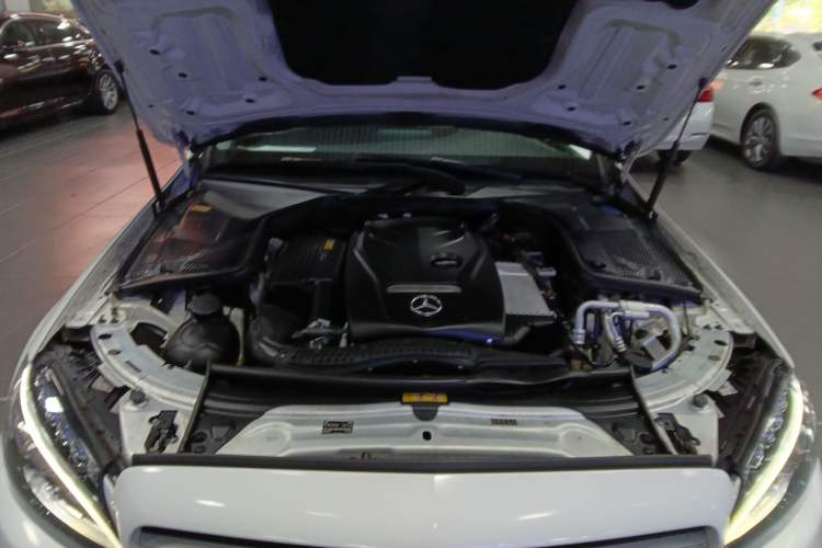 Used Mercedes-Benz C-Class 2016 C 180 L Sport Edition Engine Bay