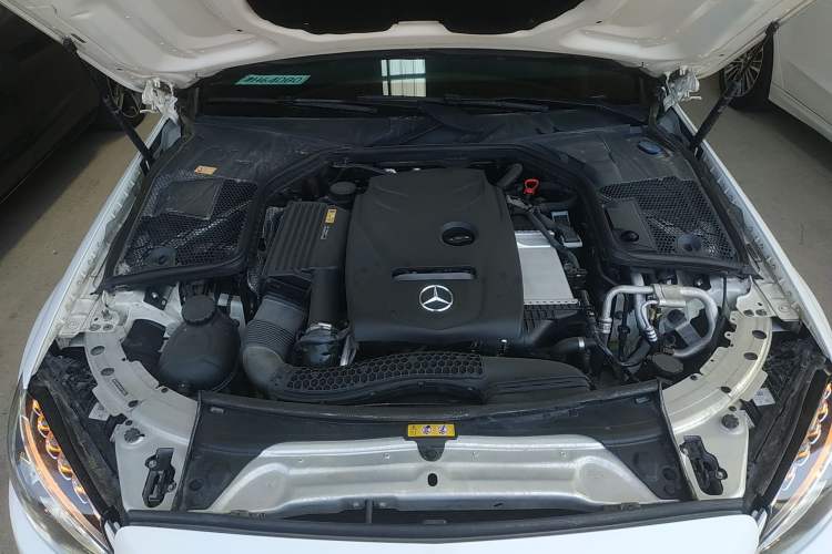 Used Mercedes-Benz C-Class 2016 C 180 Estate Engine Bay