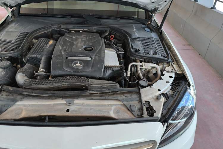 Used Mercedes-Benz C-Class 2016 C 180 L Sport Edition Engine Bay Left