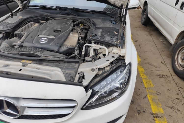Used Mercedes-Benz C-Class 2016 C 200 L Sport Edition Engine Bay Left