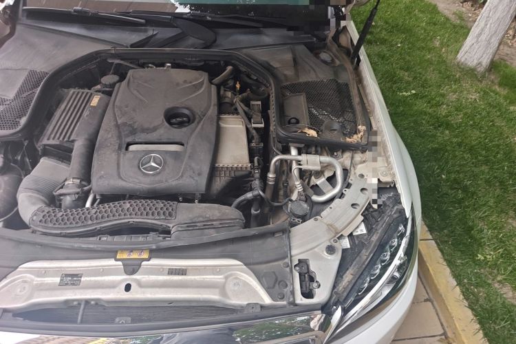 Used Mercedes-Benz C-Class 2016 C 200 L Engine Bay Left