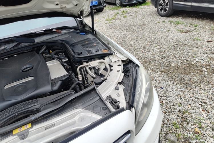Used Mercedes-Benz C-Class 2016 C 200 Sport Edition 4MATIC Engine Bay Left