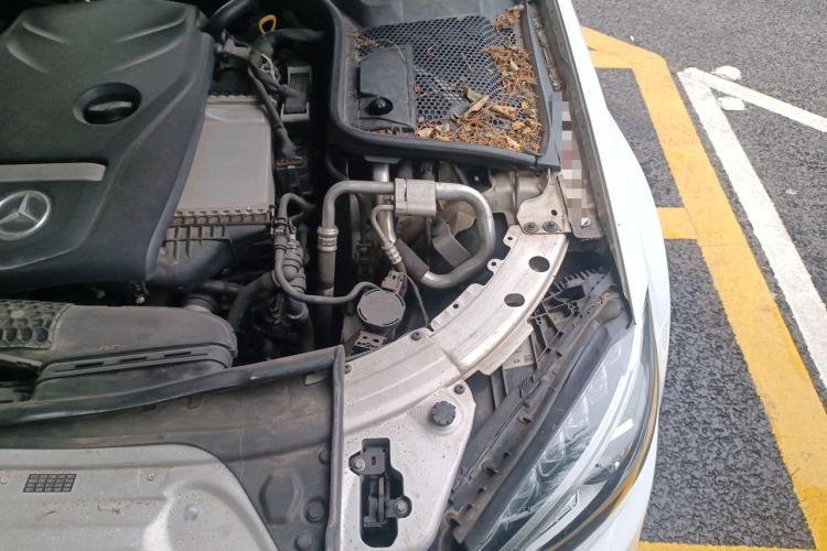 Used Mercedes-Benz C-Class 2016 C 200 L Sport Edition Engine Bay Left